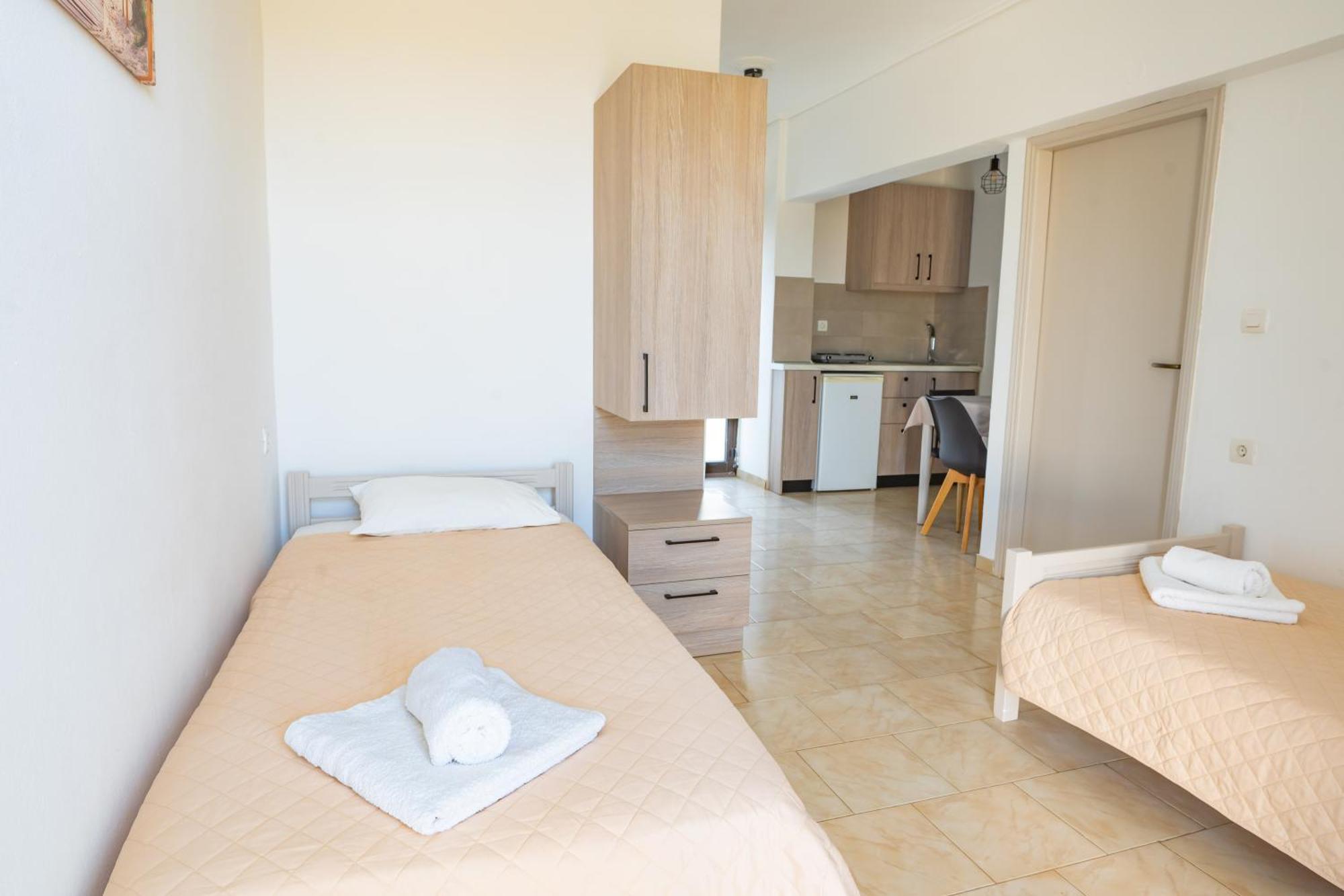 Aparthotel Anthia 4*
