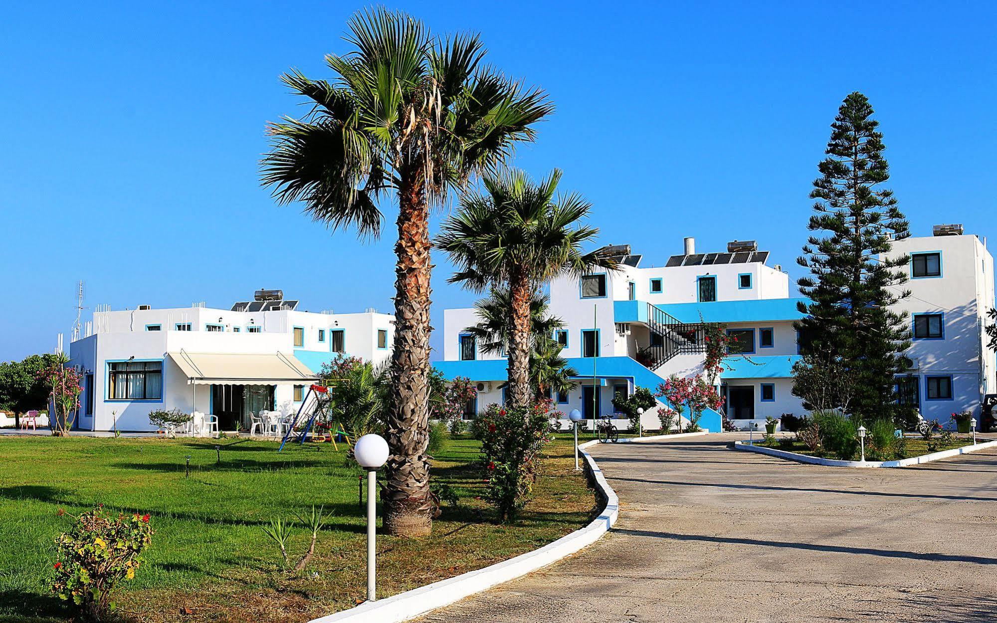 Anthia Aparthotel