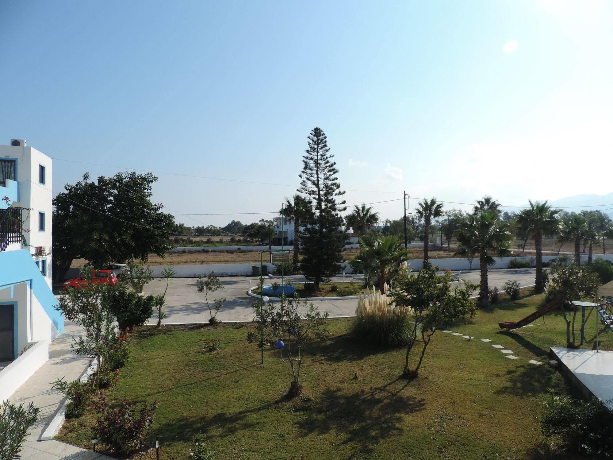 Anthia Aparthotel
