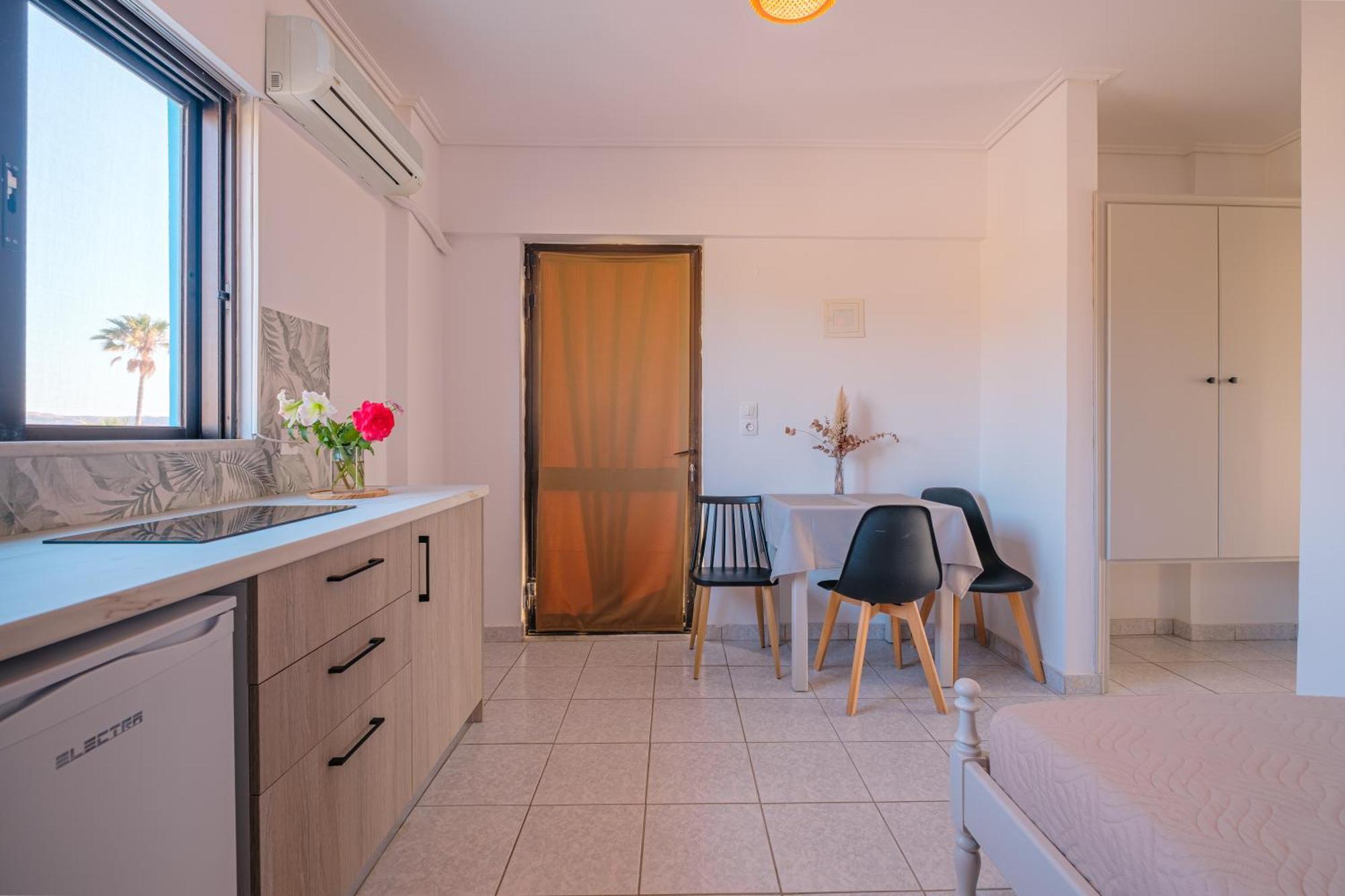 Aparthotel Anthia 4*